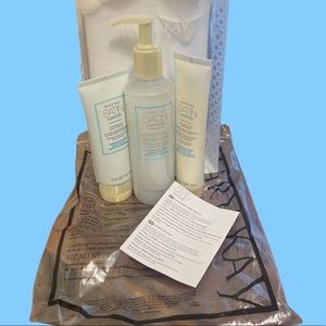 Mary Kay Satin Hands